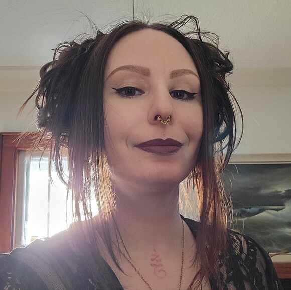 kaytlynnvaldron